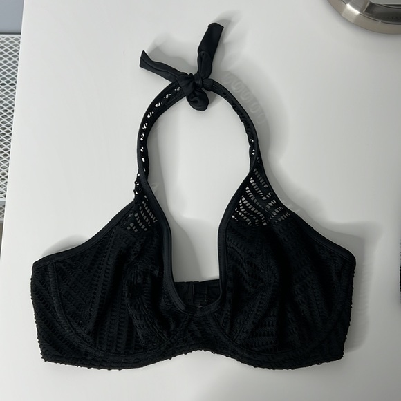 Freya Urban Halter Bikini Top in Color Black Night Women's size 32E (32DDD) - Picture 5 of 7